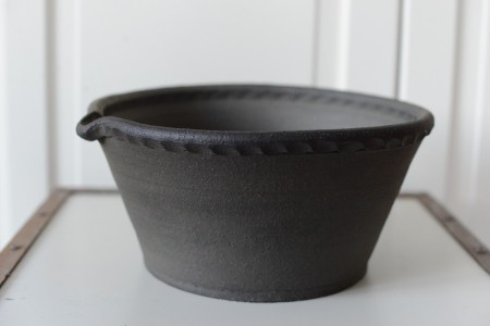 Mísa 6, podle nálezu uložené ve fondu Archeologie Muzea Jindřichohradecka, lokalita neznámá 14/15 století, průměr cca 26 cm, výška cca 13 cm, cena 900 Kč